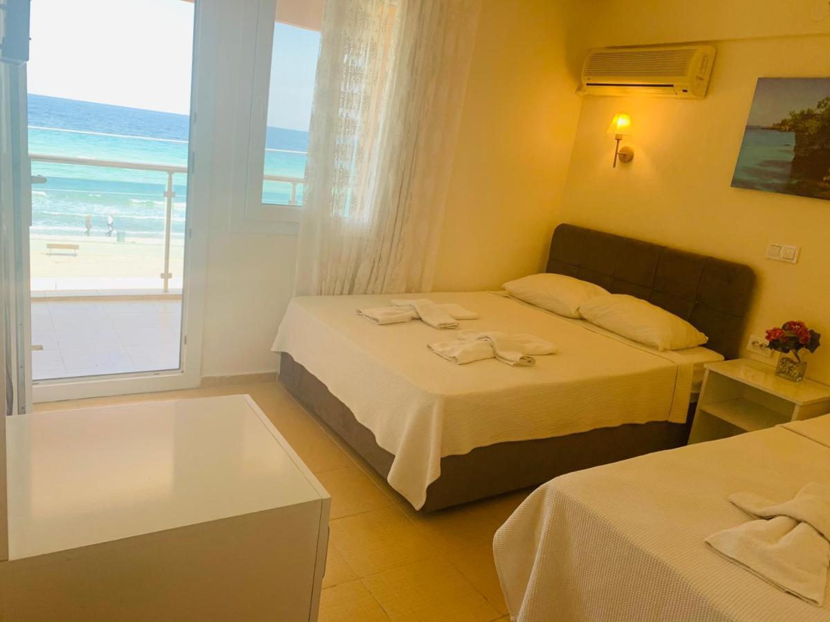 קוסדסי Holiday Hotel מראה חיצוני תמונה
